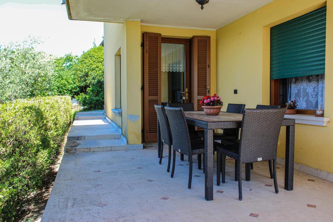 Villa Elena Appartamento In Villa Montinelle Eksteriør bilde