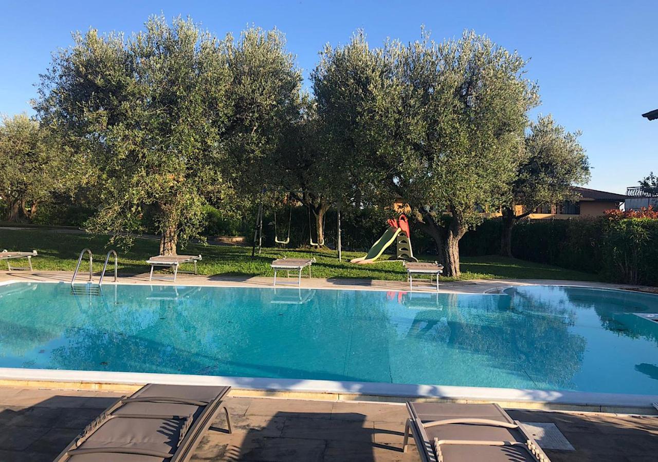 Villa Elena Appartamento In Villa Montinelle Eksteriør bilde