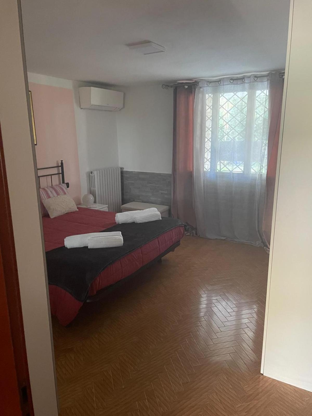 Villa Elena Appartamento In Villa Montinelle Eksteriør bilde